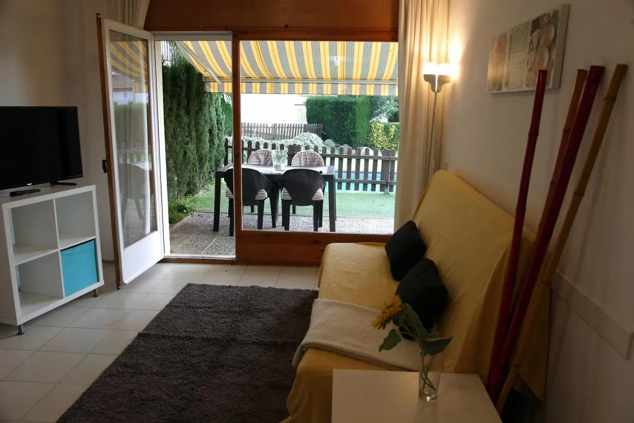 Apartment Apartamentos Laura Mar Palamos Spain