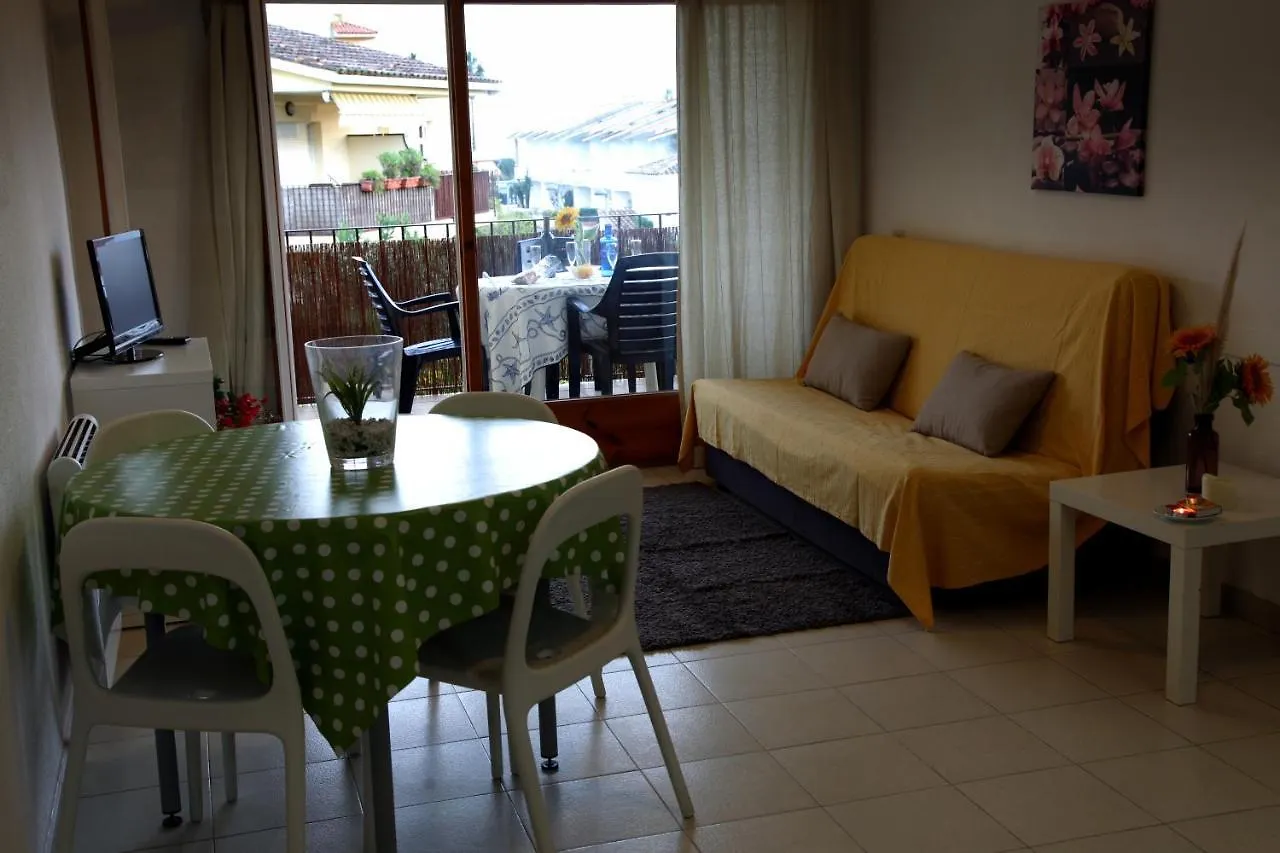 Apartamentos Laura Mar Palamos 0*,