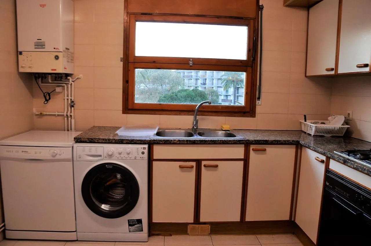 Apartamentos Laura Mar Palamos Apartment