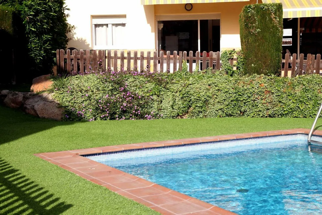 Apartamentos Laura Mar Palamos Apartment